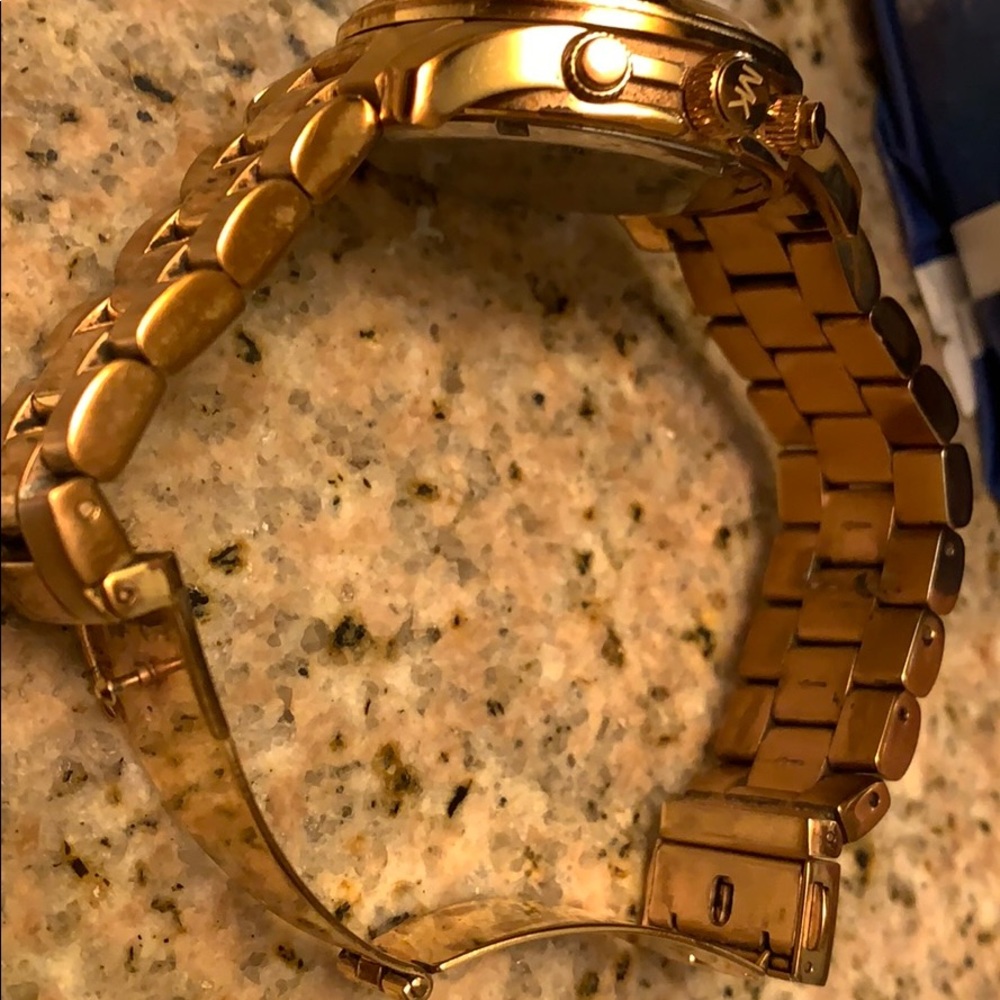 Rose Gold Michael Kors Watch - Picture 4 of 4